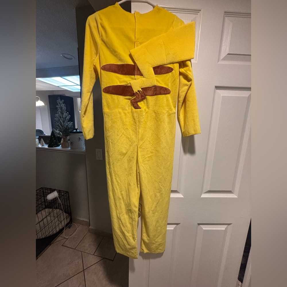 Pokemon Picchu Costume with Mask 10/12 - Picture 2 of 3